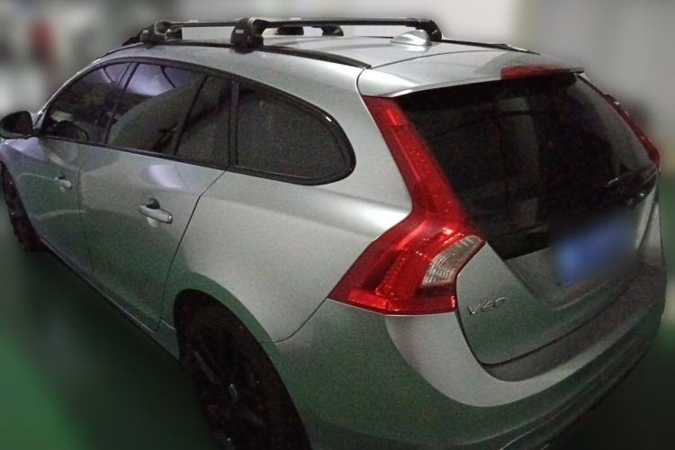 Used Volvo V60 2017 T5 Zhiyi Edition China V Standard Rear Left 45 Deg