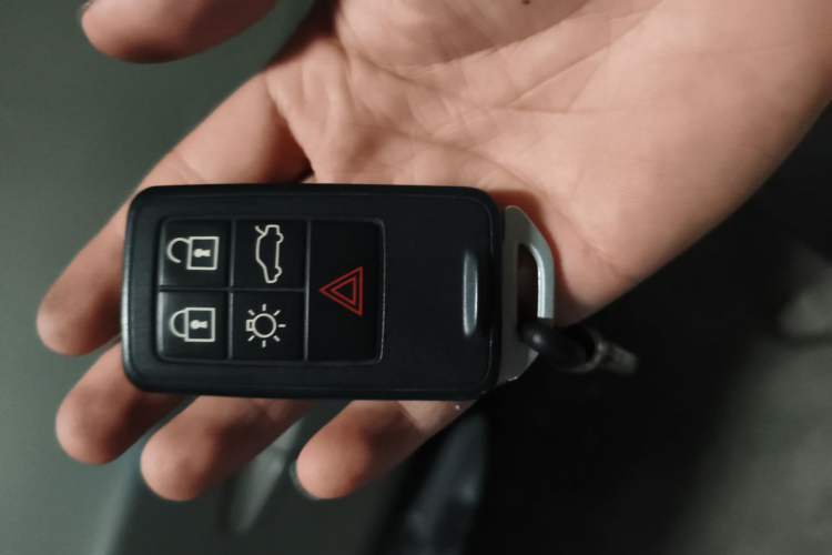 Used Volvo V60 2017 T5 Zhiya Edition China V Standard Vehicle Key