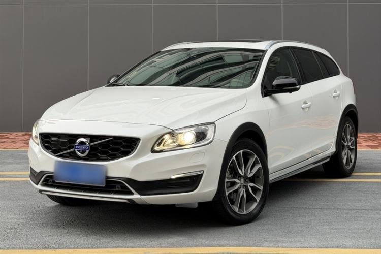 Used Volvo V60 2017 Cross Country T5 AWD China V Standard Guazi used car, China used car export, Used car for sale, Used  cars, Cheapest cars for sale