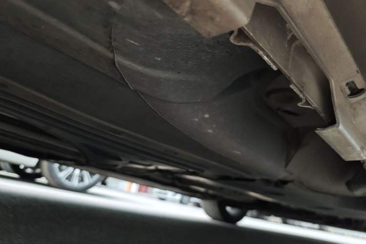 Used Volvo V60 2017 T5 Zhiya Edition China V Standard Chassis Rear Right
