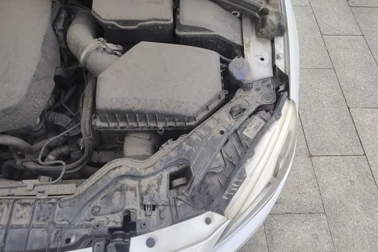 Used Volvo V60 2017 T4 Smart Edition China V Standard Engine Bay Left