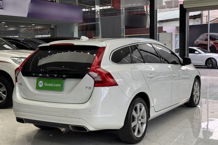 Used Volvo V60 2017 T5 Zhiyi Edition China V Standard Exterior 6
