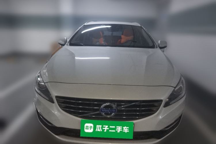 Used Volvo V60 2017 T5 Zhiya Edition China V Standard Front