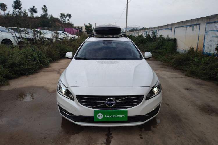 Used Volvo V60 2017 T5 Zhiya Edition China V Standard Front