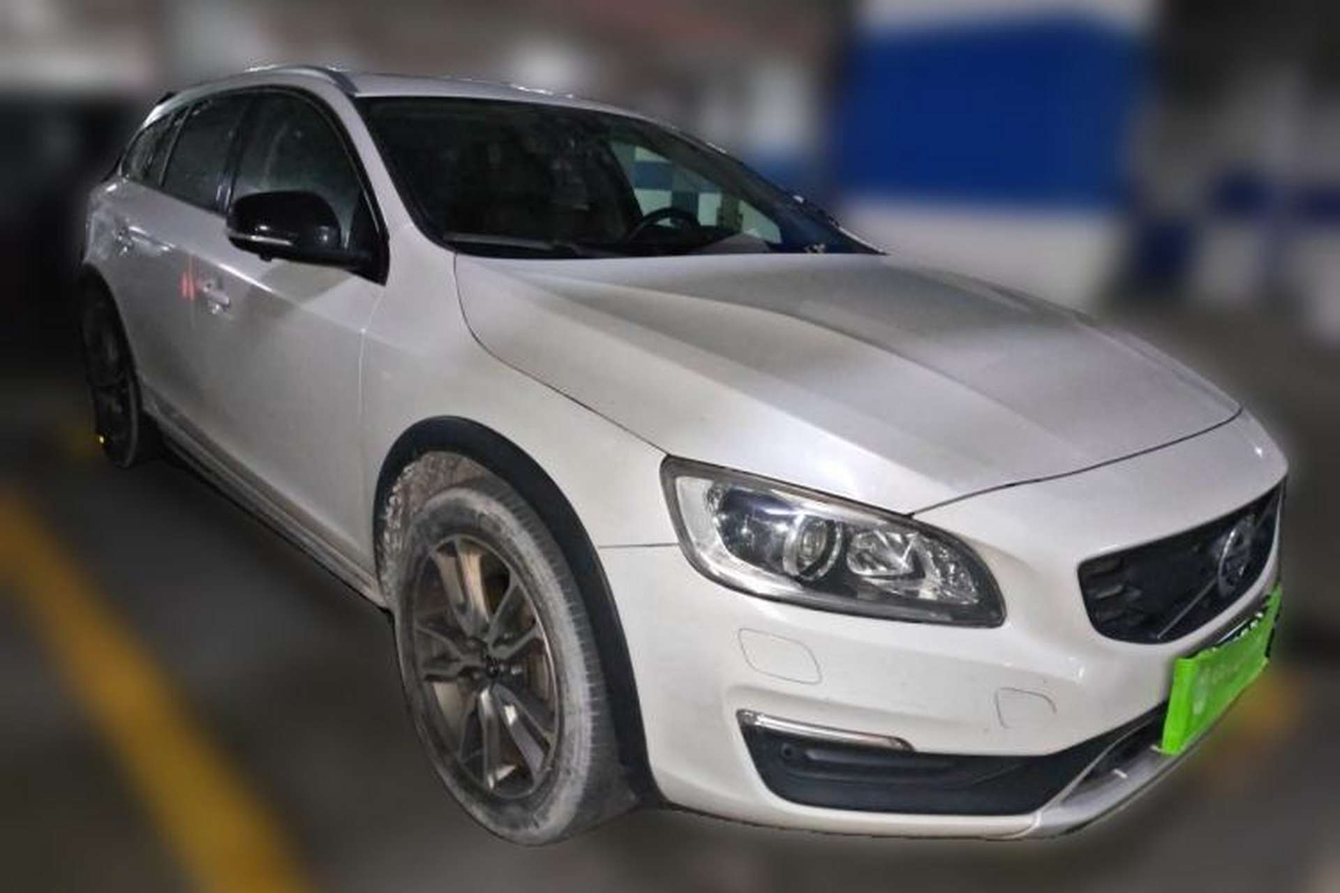 Used Volvo V60 2017 Cross Country T5 AWD China V Standard Front Right 45 Deg