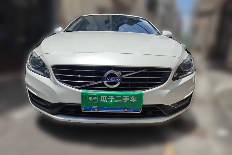 Used Volvo V60 2017 T5 Zhiyi Edition China V Standard Front