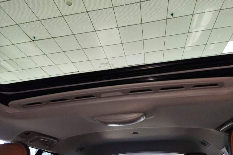 Used Volvo V60 2017 T5 Zhiyi Edition China V Standard Headliner