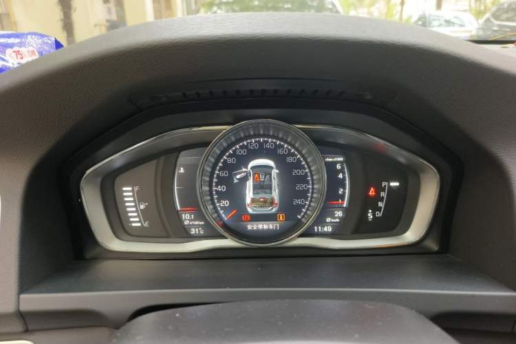 Used Volvo V60 2017 T5 Zhiyi Edition China V Standard Instrument Cluster