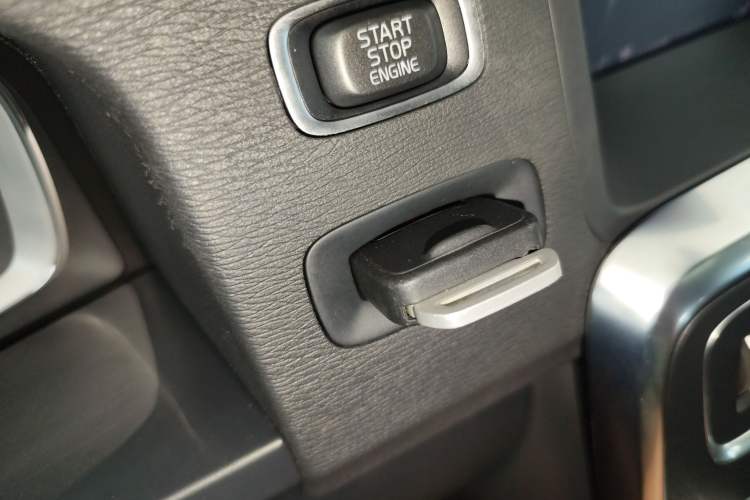 Used Volvo V60 2017 T5 Zhiyi Edition China V Standard Interior 1