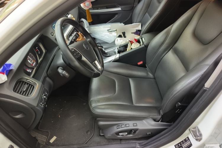 Used Volvo V60 2017 T5 Zhiyi Edition China V Standard Left Front Seat