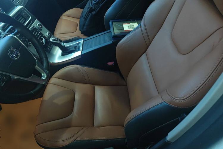 Used Volvo V60 2017 T5 Zhiya Edition China V Standard Left Front Seat