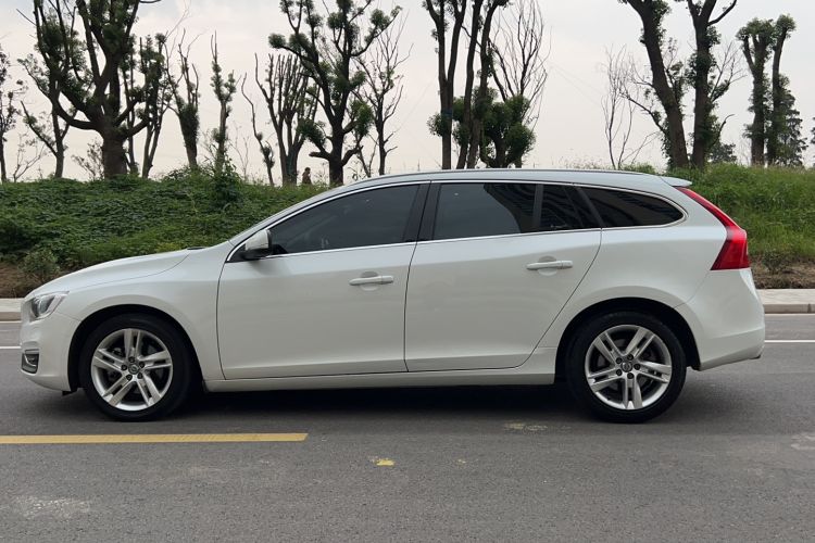 Used Volvo V60 2017 T5 Zhiya Edition China V Standard Left Side