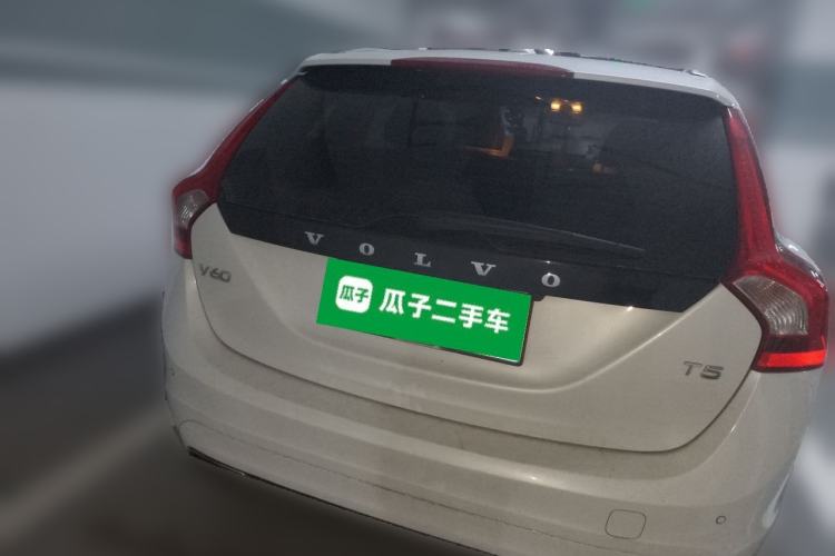 Used Volvo V60 2017 T5 Zhiya Edition China V Standard Rear