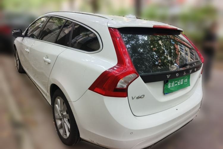 Used Volvo V60 2017 T5 Zhiyi Edition China V Standard Rear Left 45 Deg