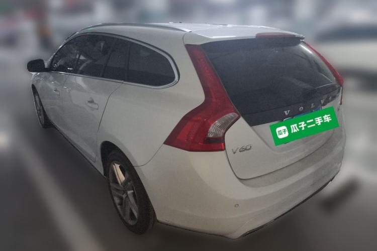 Used Volvo V60 2017 T5 Zhiya Edition China V Standard Rear Left 45 Deg