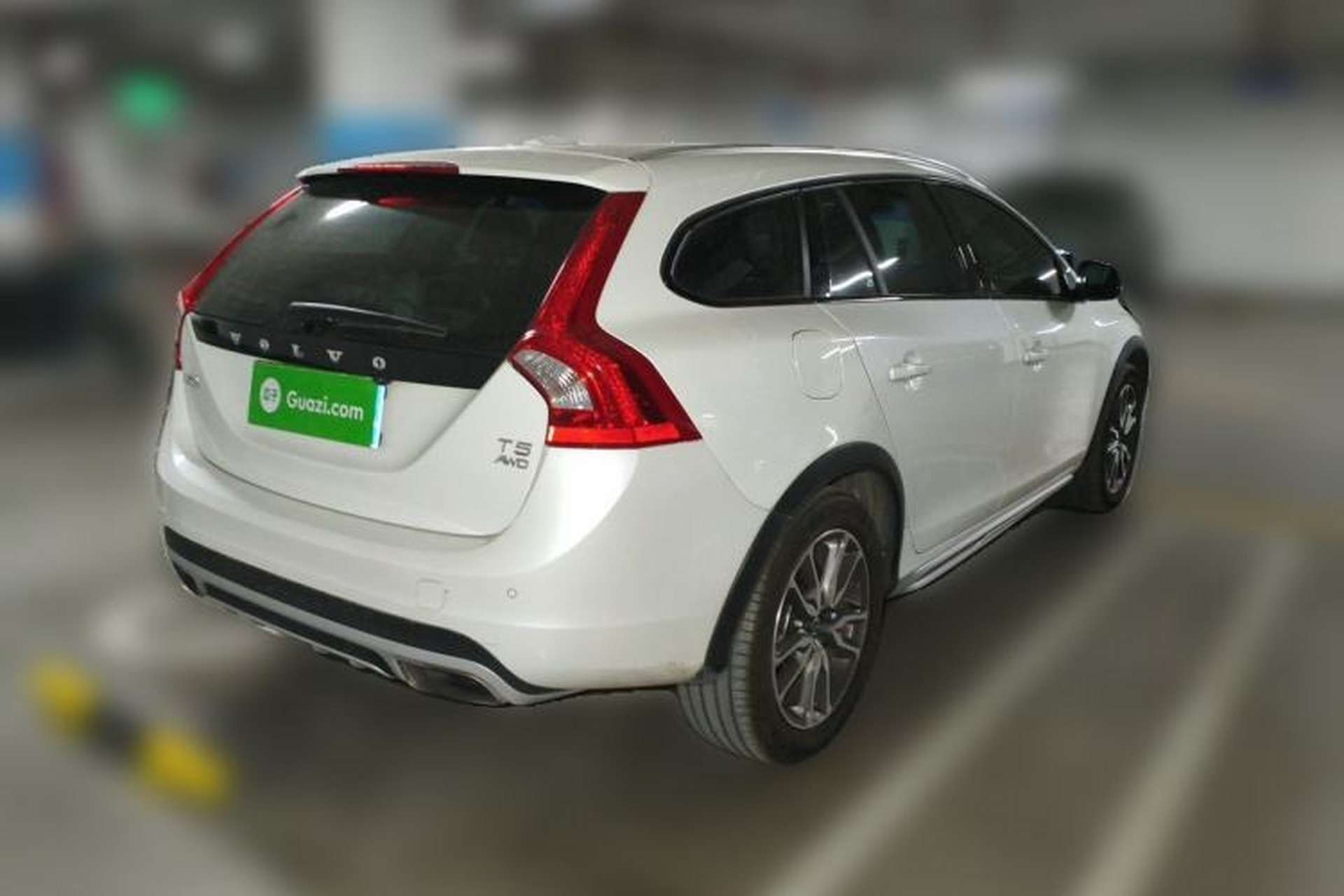 Used Volvo V60 2017 Cross Country T5 AWD China V Standard Rear Right 45 Deg