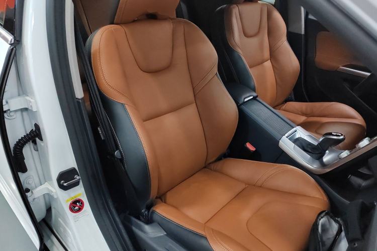 Used Volvo V60 2017 T5 Zhiyi Edition China V Standard Right Front Seat