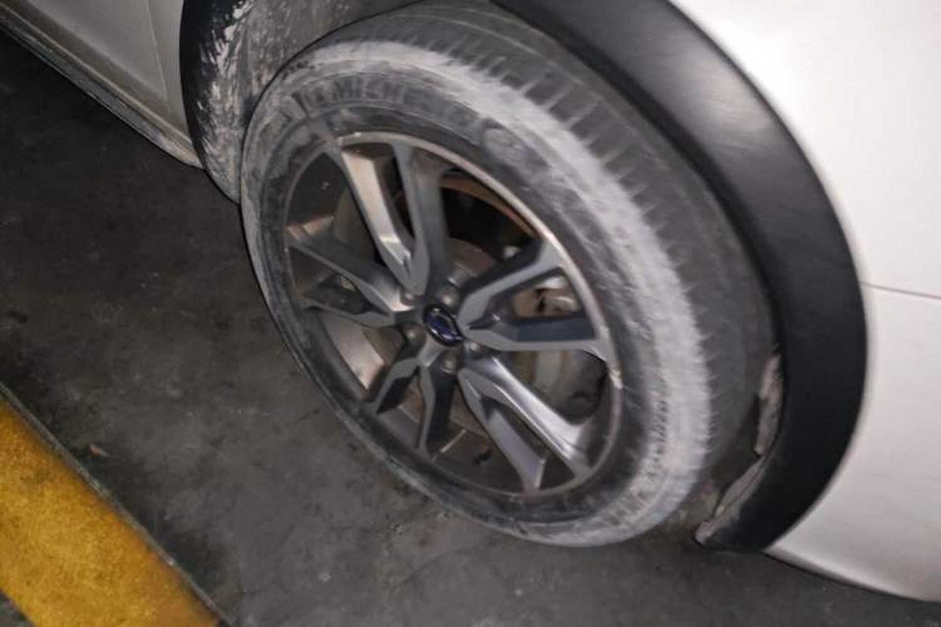 Used Volvo V60 2017 Cross Country T5 AWD China V Standard Right Front Wheel Hub