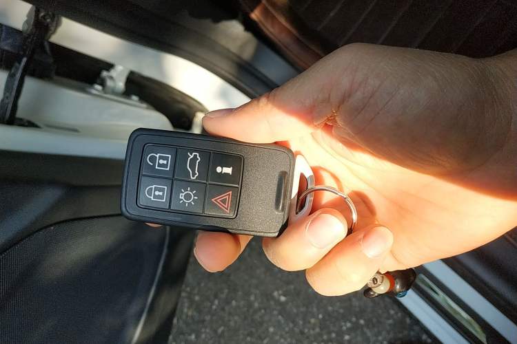 Used Volvo V60 2017 T5 Zhiya Edition China V Standard Vehicle Key
