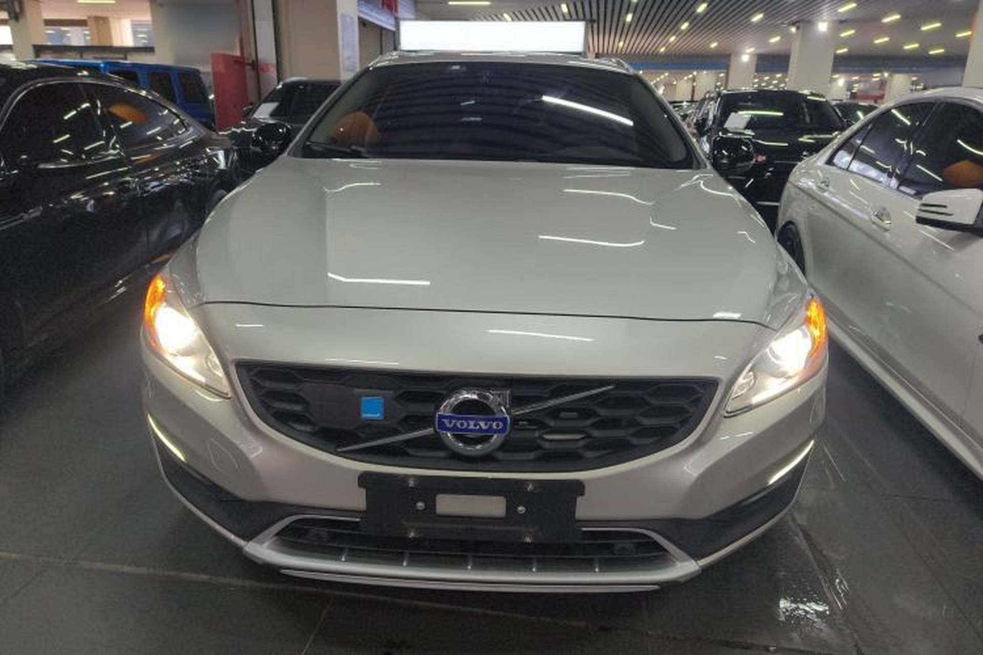 Used Volvo V60 2017 Cross Country T5 AWD China V Standard Front