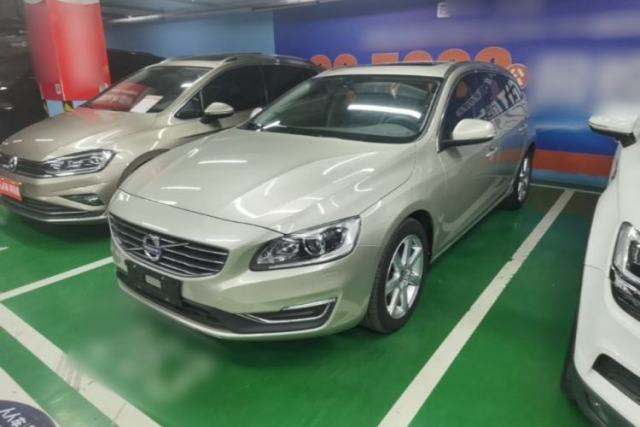 Used Volvo V60 2017 T5 Zhiyi Edition China V Standard