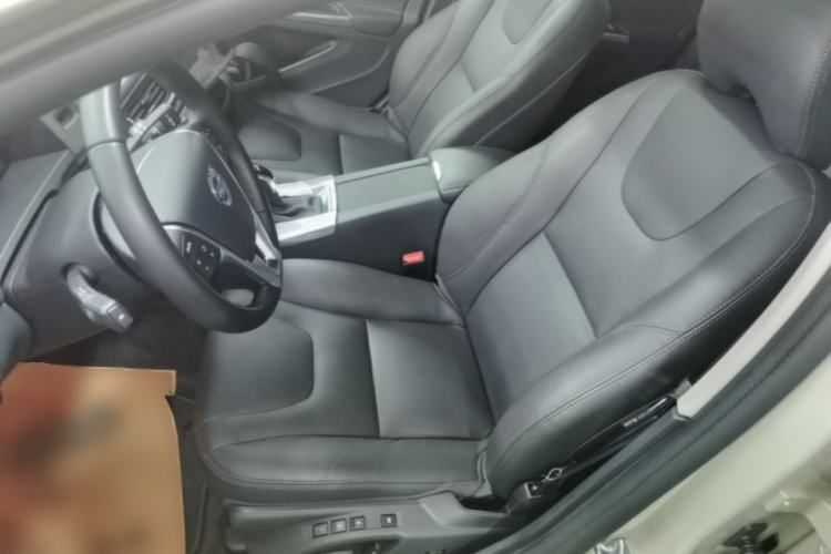 Used Volvo V60 2017 T5 Zhiyi Edition China V Standard Left Front Seat