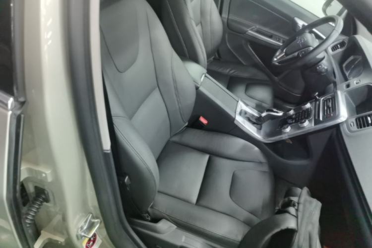 Used Volvo V60 2017 T5 Zhiyi Edition China V Standard Right Front Seat
