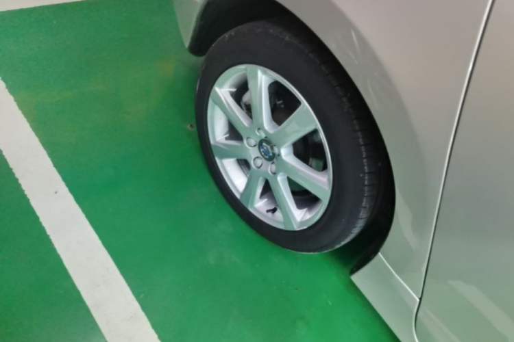 Used Volvo V60 2017 T5 Zhiyi Edition China V Standard Right Rear Wheel Hub