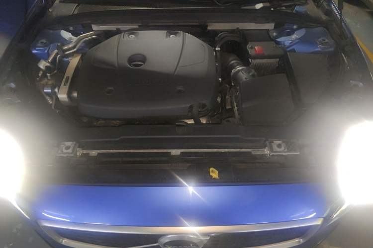 Used Volvo V60 2020 T5 Zhiya Sport Edition Engine Bay