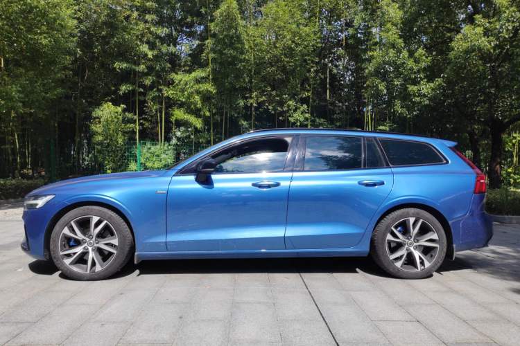 Used Volvo V60 2020 T5 Zhiyuan Sport Edition Left Side