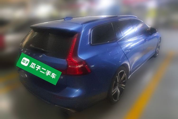 Used Volvo V60 2020 T5 Zhiya Sport Edition Rear Right 45 Deg