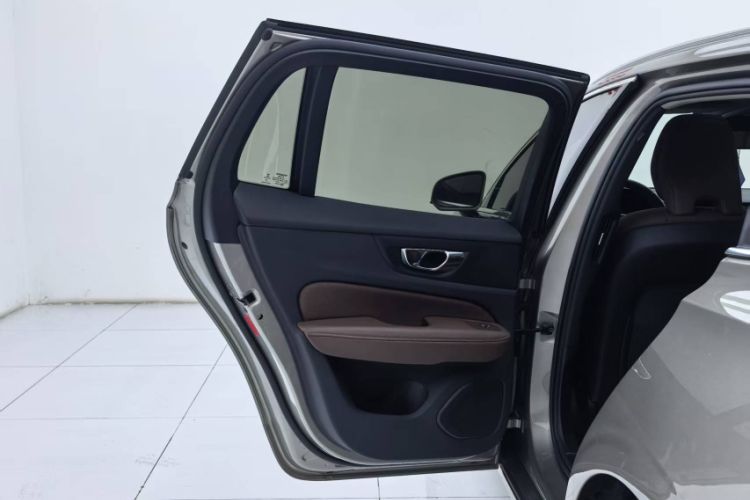 Used Volvo V60 2020 T4 Zhiyi Luxury Edition Exterior 3