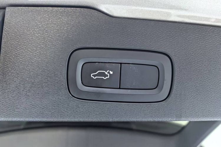 Used Volvo V60 2020 T4 Zhiyi Luxury Edition Exterior 8
