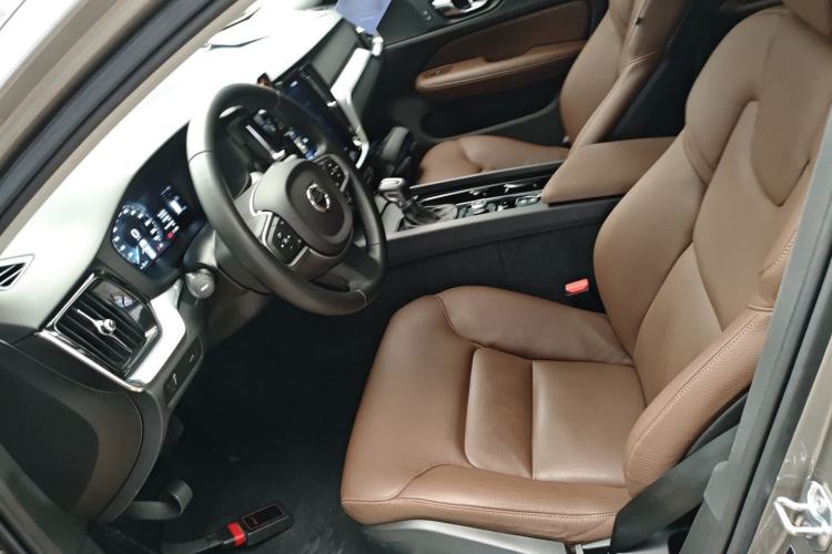 Used Volvo V60 2020 T4 Zhiyi Luxury Edition Left Front Seat