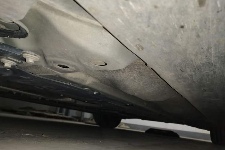 Used Volvo V60 2020 T5 Zhiyuan Luxury Edition Chassis Front Left