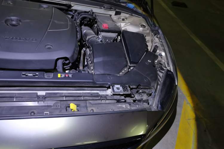 Used Volvo V60 2020 T5 Zhiyuan Luxury Edition Engine Bay Left