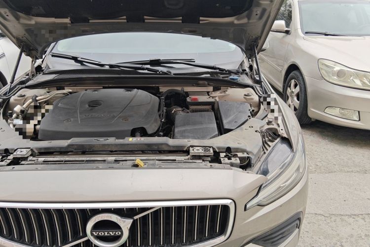 Used Volvo V60 2020 T5 Zhiyuan Luxury Edition Engine Bay Left