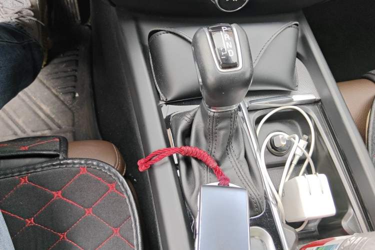 Used Volvo V60 2020 T5 Zhiyuan Luxury Edition Gear Lever