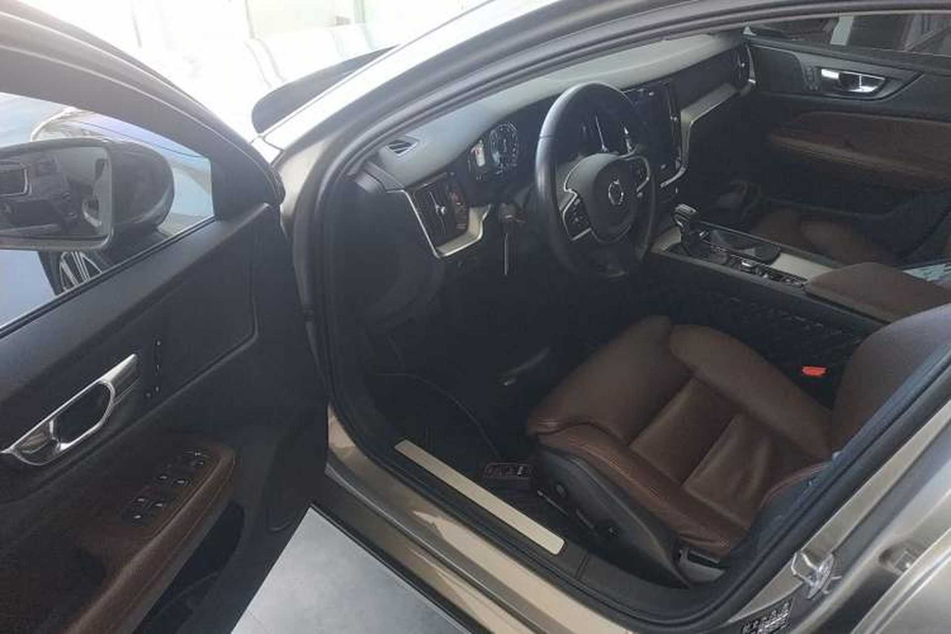 Used Volvo V60 2020 T5 Zhiyuan Luxury Edition Interior 3