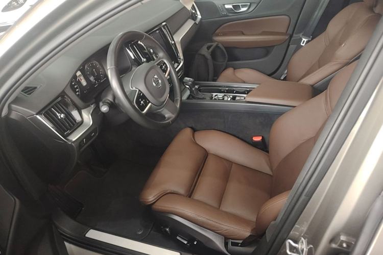 Used Volvo V60 2020 T5 Zhiyuan Luxury Edition Left Front Seat