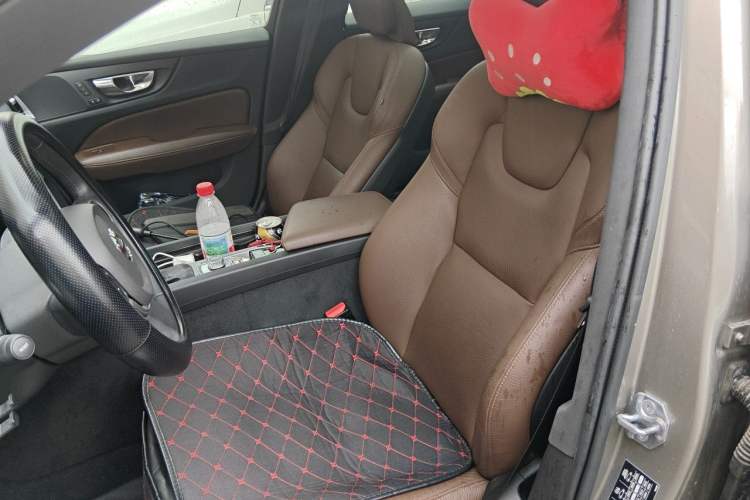 Used Volvo V60 2020 T5 Zhiyuan Luxury Edition Left Front Seat
