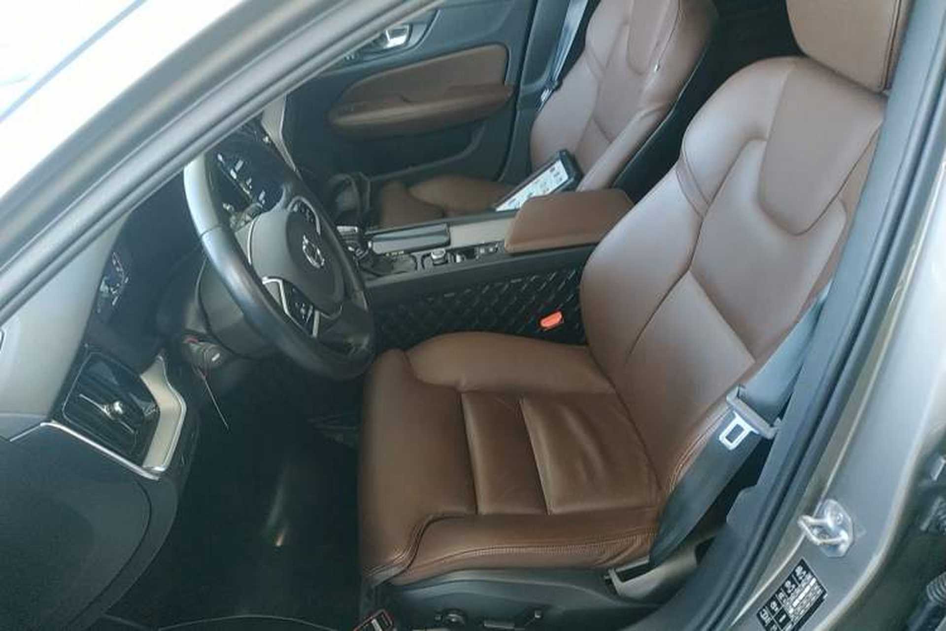 Used Volvo V60 2020 T5 Zhiyuan Luxury Edition Left Front Seat
