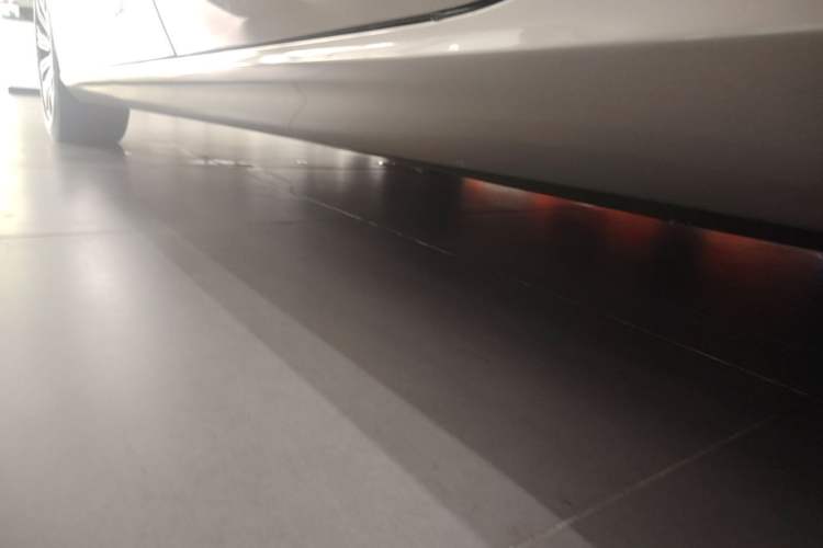 Used Volvo V60 2020 T5 Zhiyuan Luxury Edition Left Side Sill