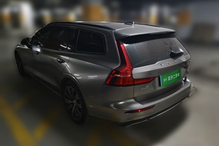 Used Volvo V60 2020 T5 Zhiyuan Luxury Edition Rear Left 45 Deg