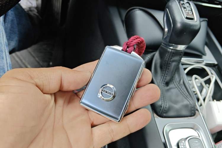 Used Volvo V60 2020 T5 Zhiyuan Luxury Edition Vehicle Key