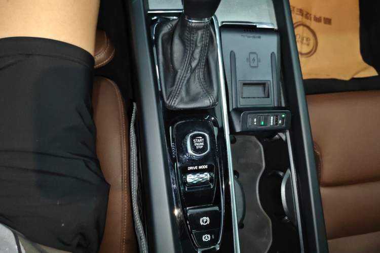 Used Volvo V60 2020 T5 Zhiyuan Luxury Edition Gear Lever