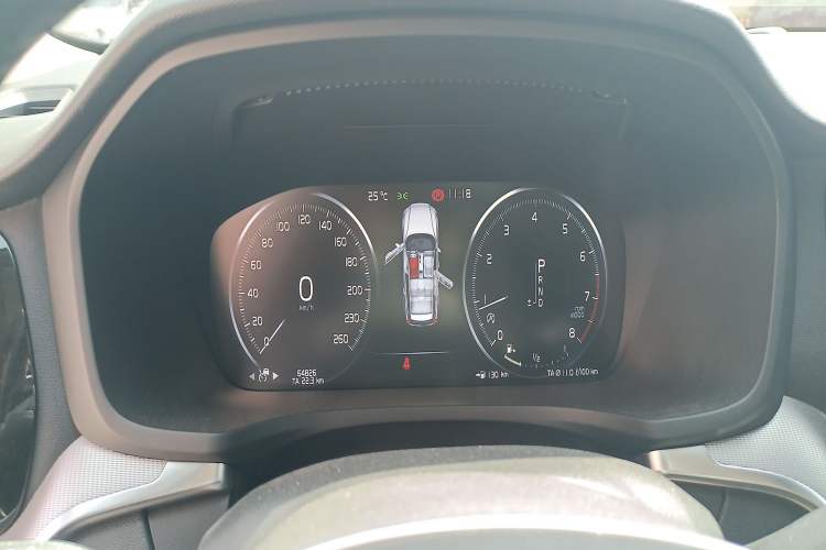 Used Volvo V60 2020 T5 Zhiyuan Luxury Edition Instrument Cluster