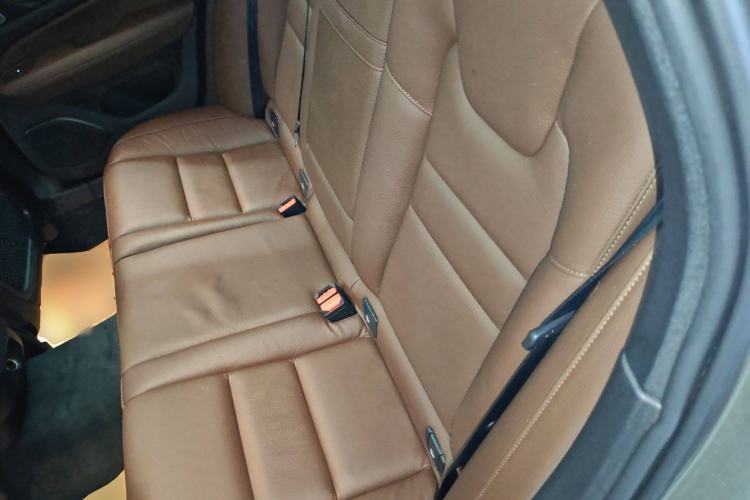 Used Volvo V60 2020 T5 Zhiyuan Luxury Edition Left Rear Seat