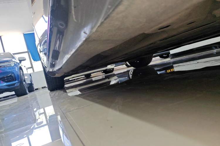 Used Volvo V60 2020 T5 Zhiyuan Luxury Edition Right Side Sill
