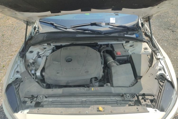 Used Volvo V60 2020 T5 Zhiyuan Luxury Edition Engine Bay